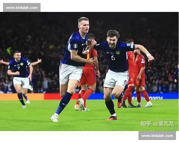 球迷狂热成负担？麦克托米奈或弃意甲回英超