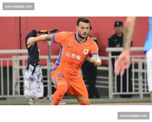 瓦神破荒！卡扎伊什维利单刀破门 23 球领跑